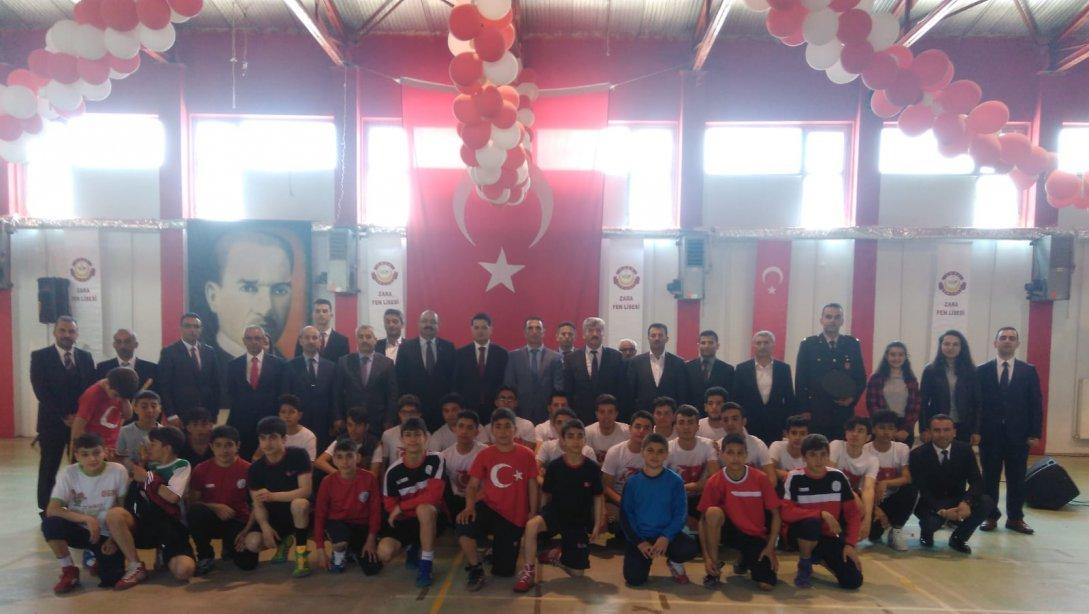 19 Mayıs Gençlik ve Spor Bayramı Mehmet Habib Soluk Fen Lisesinin hazırladığı program ile kutlandı.